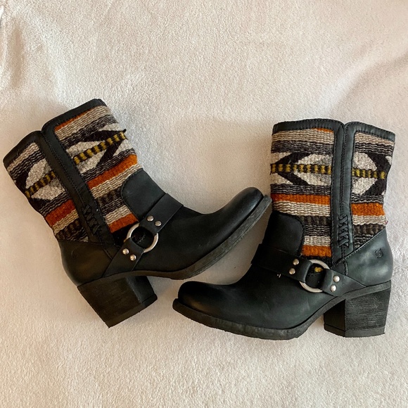 Born Shoes - NIB Born Wool Panarea Southwest Boots- Sz 8